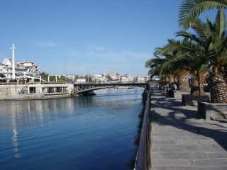 Old Bridge, Halkida